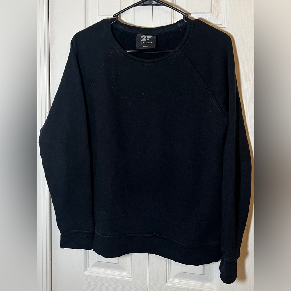 Women's Black Sweatshirt